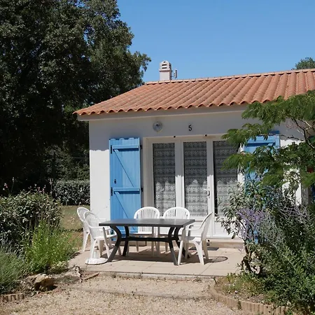 Ulvf Les Hibiscus Holiday park *